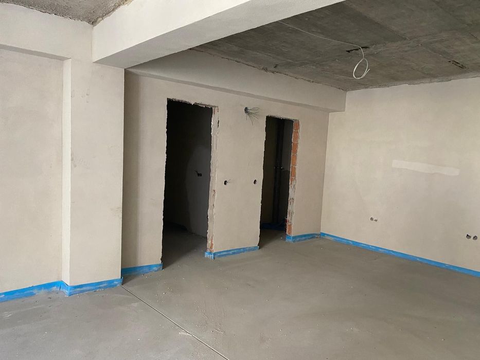 În Sibiu, de VÂNZARE, 50 mp, spațiu comercial, înscris în CF