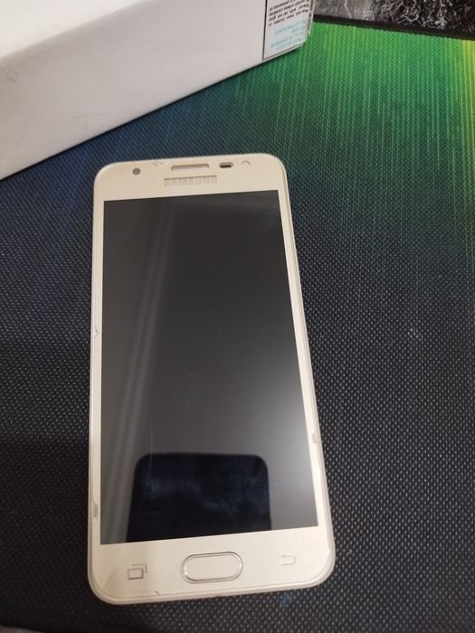 Samsung j5 2017  отличное состояние