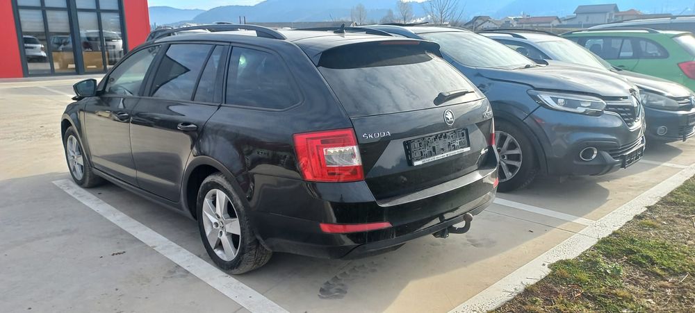 Dezmembram Skoda Octavia III 1.6 TDI CRKB