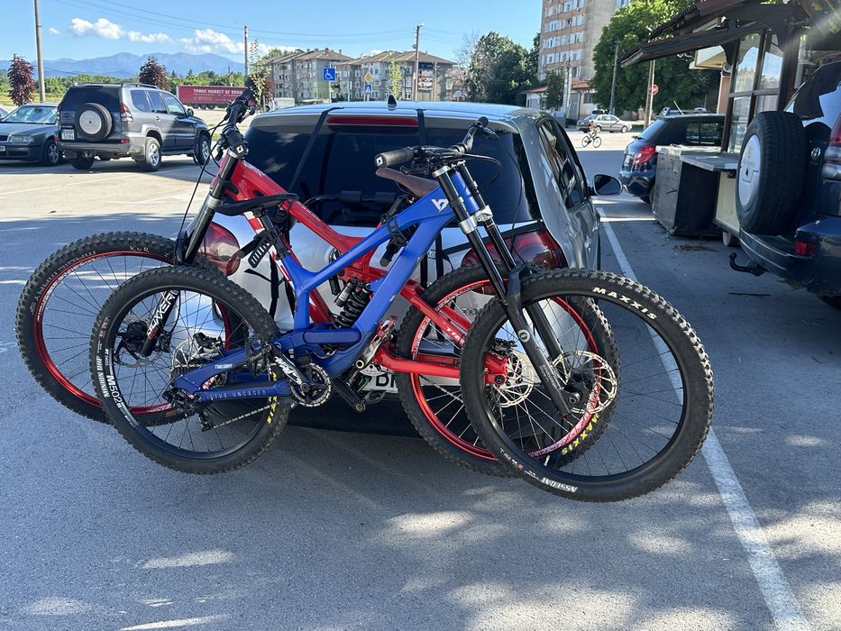 Yt tues 2020 L .
