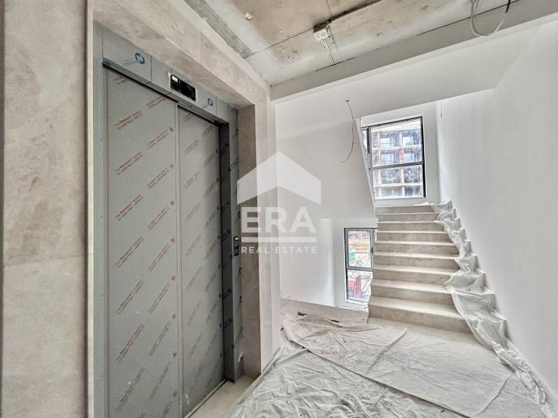 Продава се Двустаен апартамент в София, Малинова долина - 71 кв.м за 1816 €/кв.м - Снимка #3