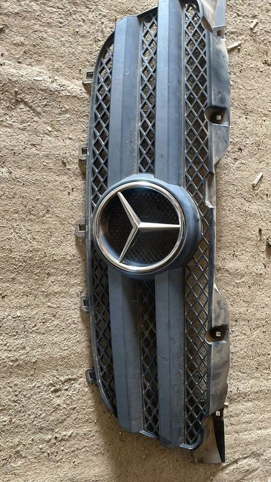 Grila Fata Mercedes Sprinter 906 2.2CDI 2006 - 2010