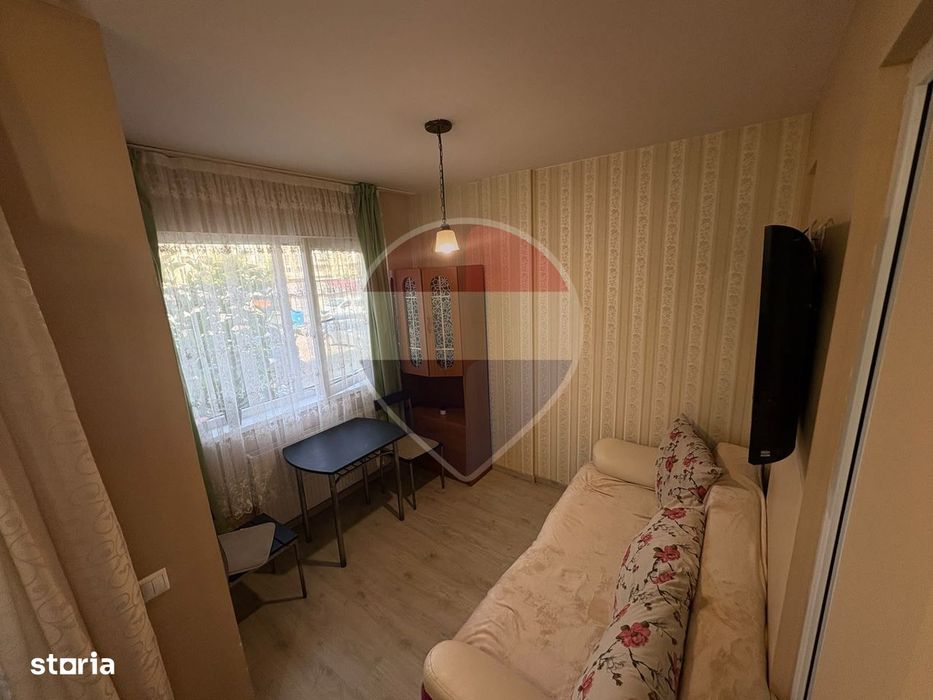 Garsonieră cu dormitor separat, ultracentral, Bulevardul Unirii (Mara)