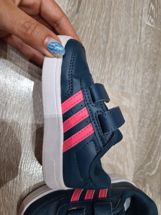 Детски маратонки адидас 21