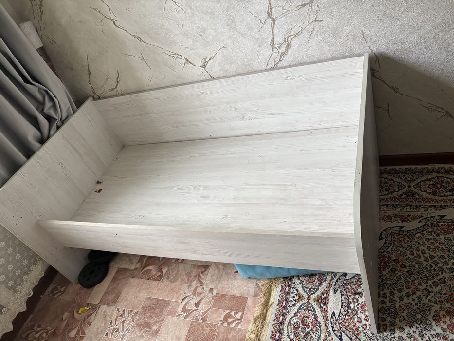продам детскую кровать
