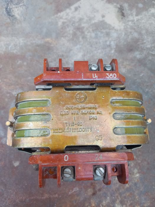 Трансформатор понижающий 380 на 24 в