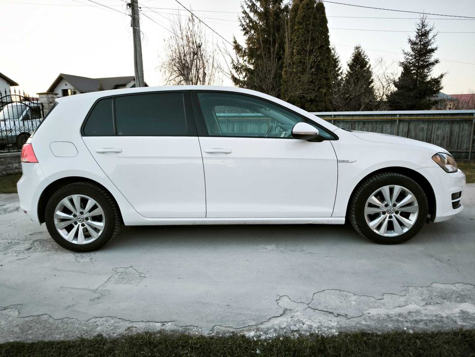 Volkswagen Golf VII 1.4 Benzina Bluemotion Euro-6 - Schimb cu autoutilitara mica