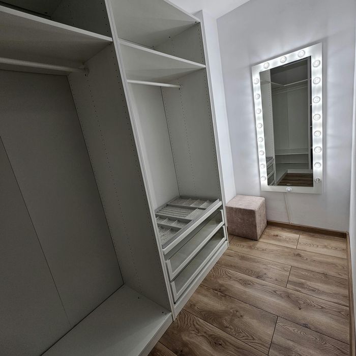 Apartament 4 camere de închiriat Zona Iancu Nicolae Voluntari