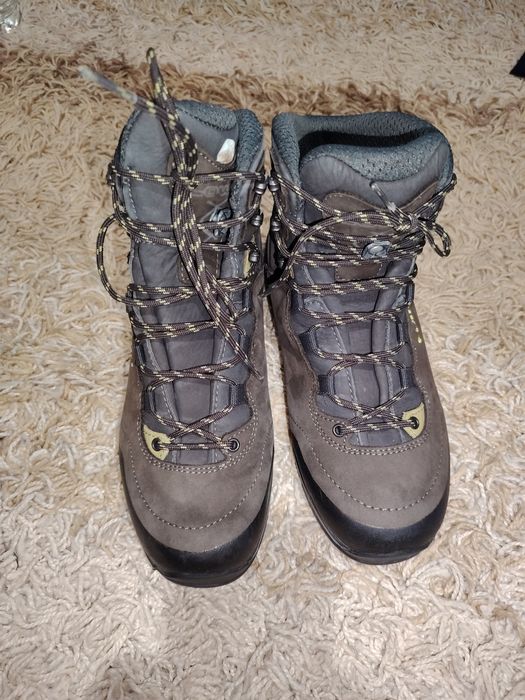 LOWA gore-tex висок клас