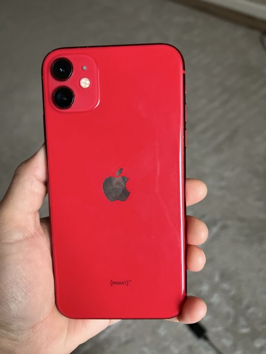 Продам телефон айфон 11