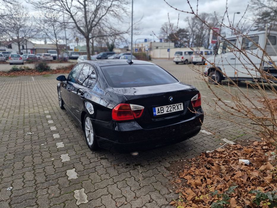 Vând bmw seria 3