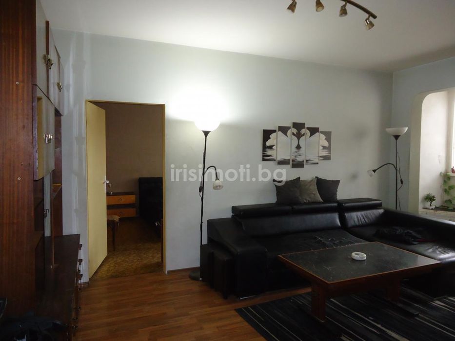 Продава се Тристаен апартамент в София, Бъкстон - 89 кв.м за 1931 €/кв.м - Снимка #1