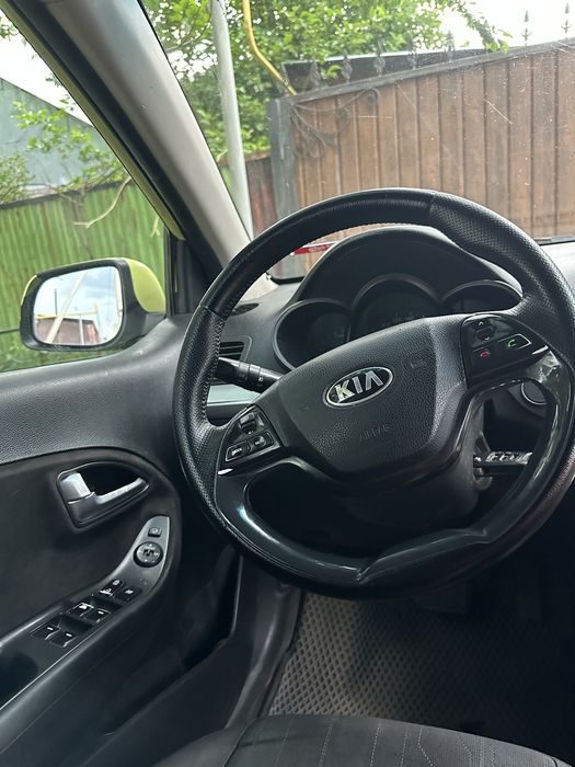 Продам машину Kia picanto