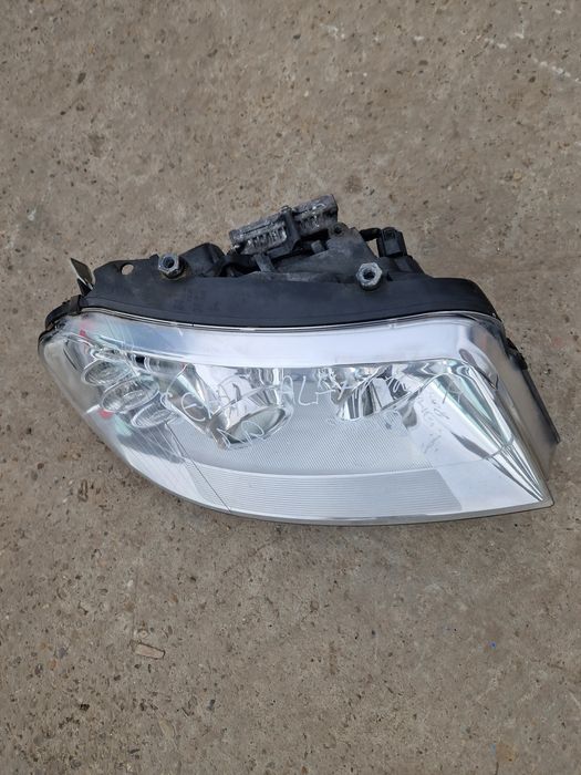 Far dreapta  seat alhambra 2008 xenon
