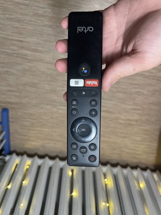 продам телевизор Artel Smart TV 43″