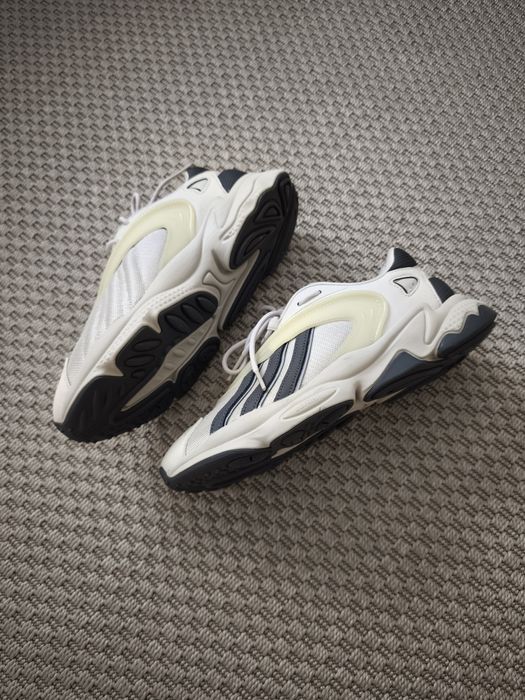 Încălțăminte Adidas