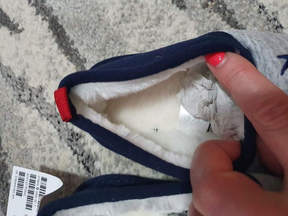 Нови меки пантофки н&м , р 28/29