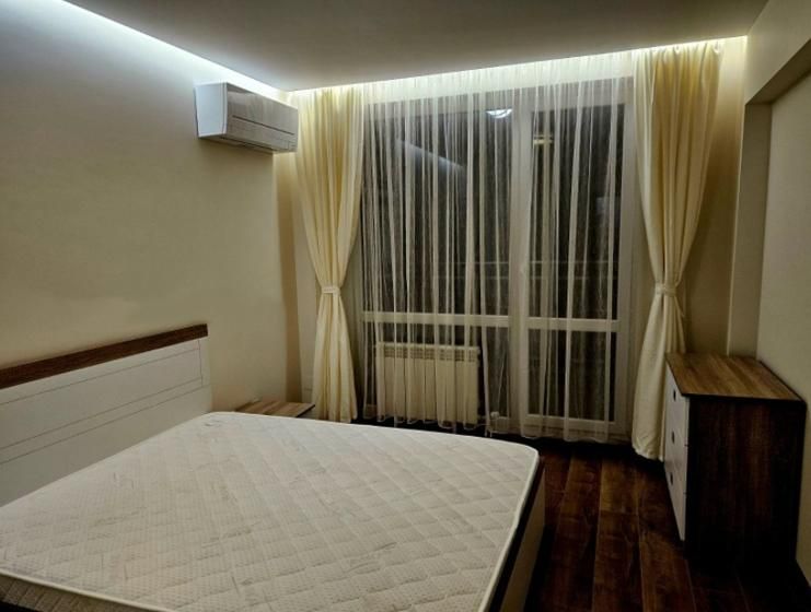 Дава се под наем Двустаен апартамент в София, Малинова долина - 75 кв.м за 650 € - Снимка #2