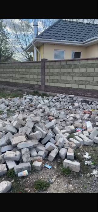 Отдам бу кирпич даром. Косшы