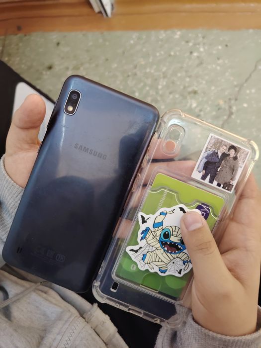 Продам телефон Galaxy A10