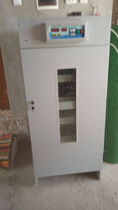 Инкубатор для яиц новый заводской