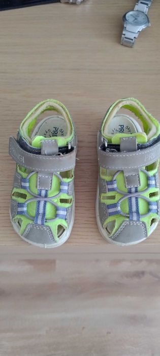 Детски сандали Primigy и Mat star размер 22