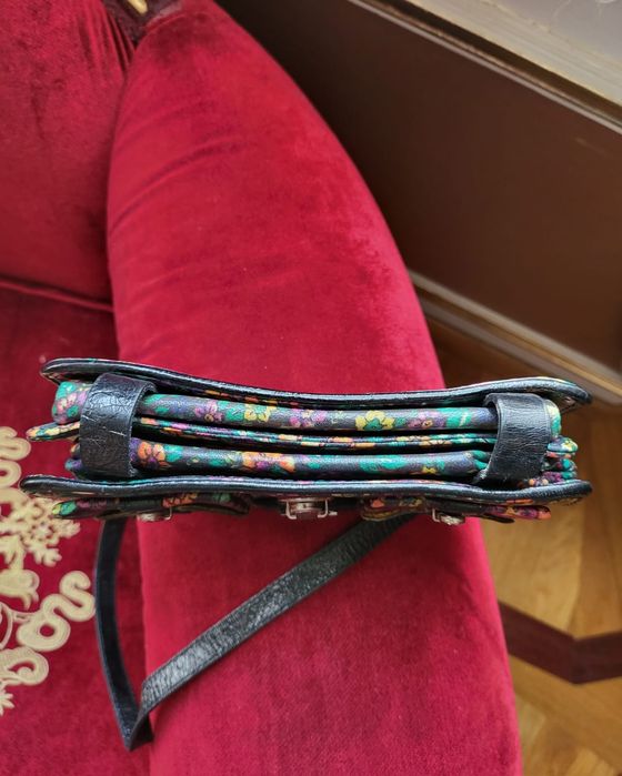 Продам сумочку женскую