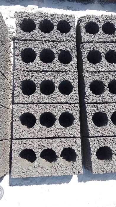 Шлакаблок строительный