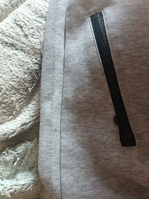 Nike tech fleece спортивная