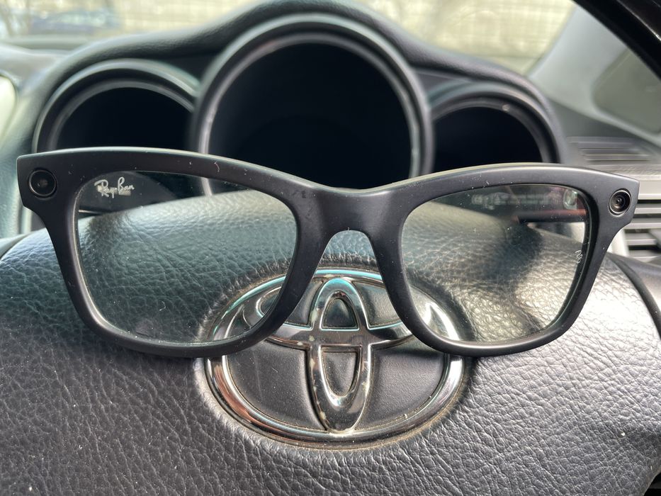 Продам очки RayBan оригинал