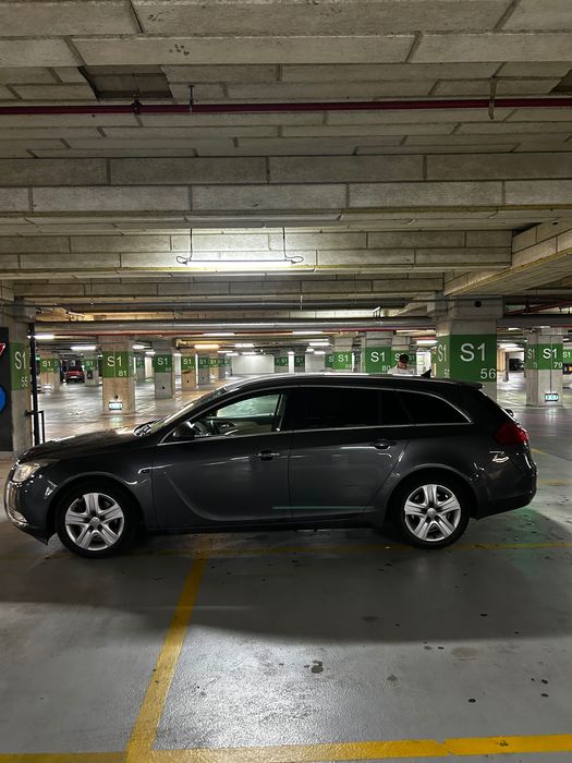 Opel insignia Sports Tourer 2.0 diesel 2010