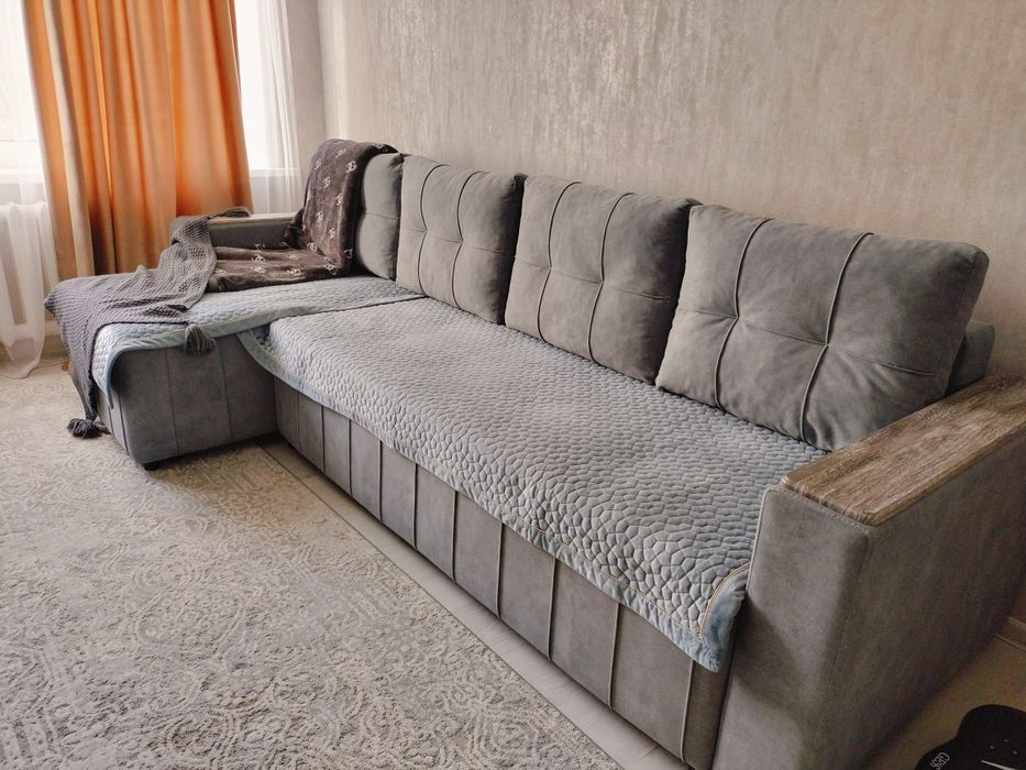 Продам отличный диван