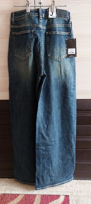 Продам НОВЫЕ джинсы!