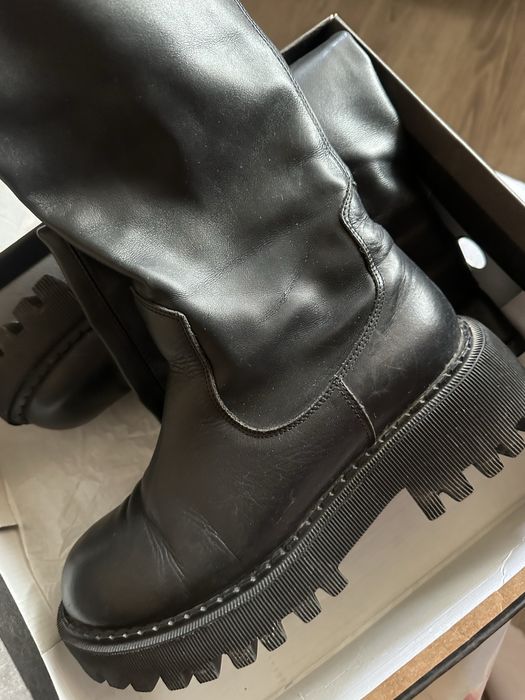 Кожаные ботфорты длинные без замка