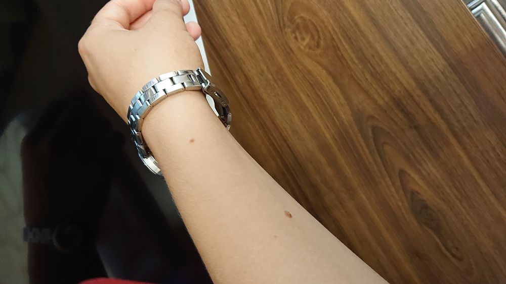 Ceas dama Casio,model finut!