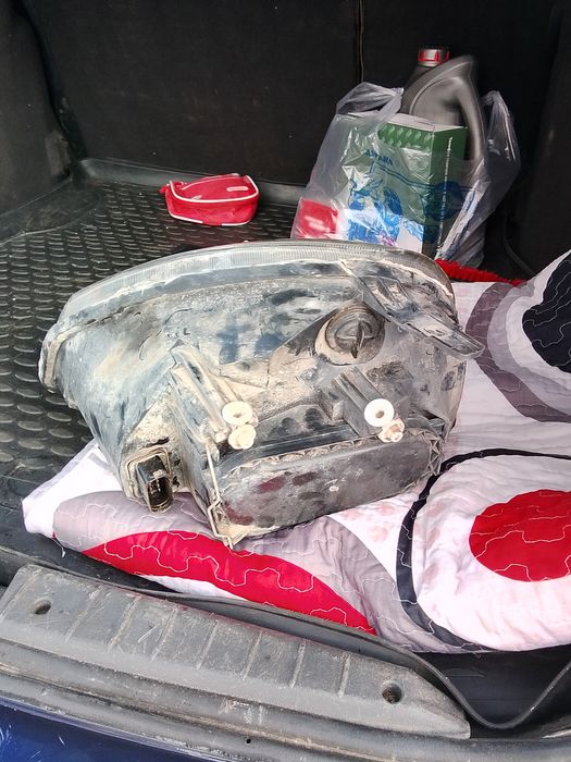 Фара на приору правая сторона