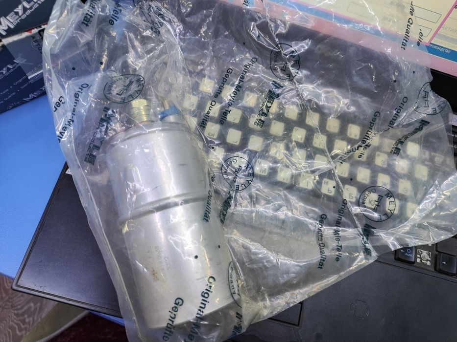 Бензонасос AUDI 100 C4 2.3 (AAR)