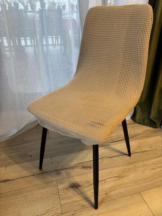 Vand 6 scaune living