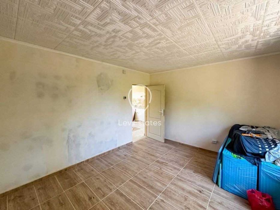 Едноетажна къща след основен ремонт в село Дюлево, област Бургас