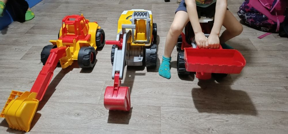 Игрушки Отлично качества трактора