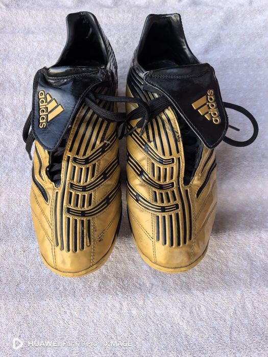 Стоножки adidas в отлично състояние номер 44 2/3стелка 28.5см