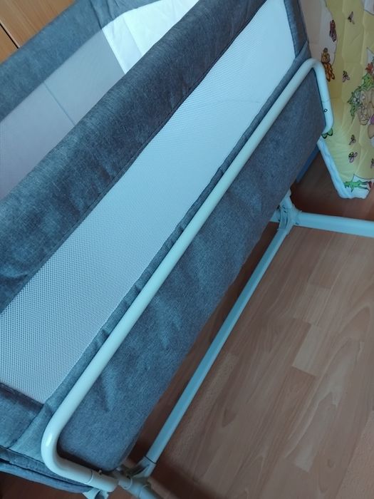 Кошара next to me