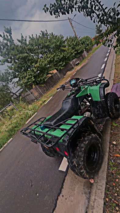 Vând atv de 300cc