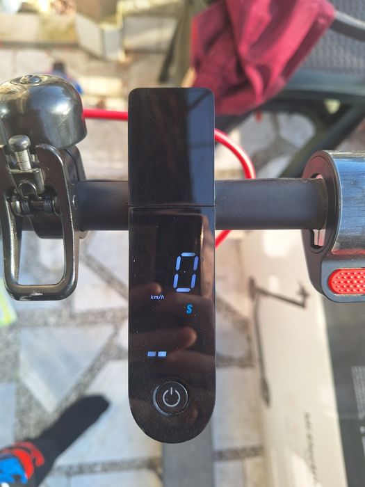 Зимни гуми 14 чисто нови и електрическа тротинетка