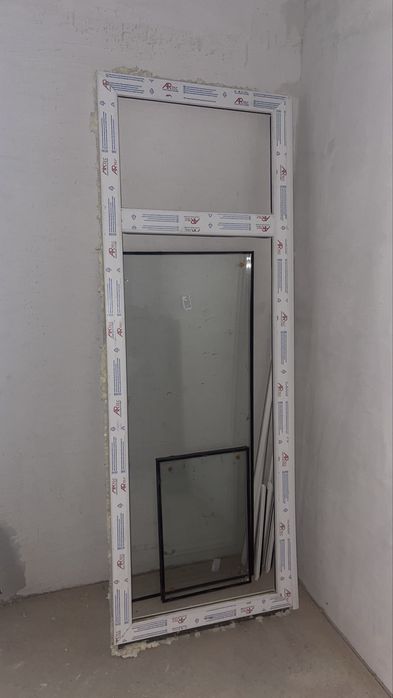 Пластик окно со стеклом майкудук