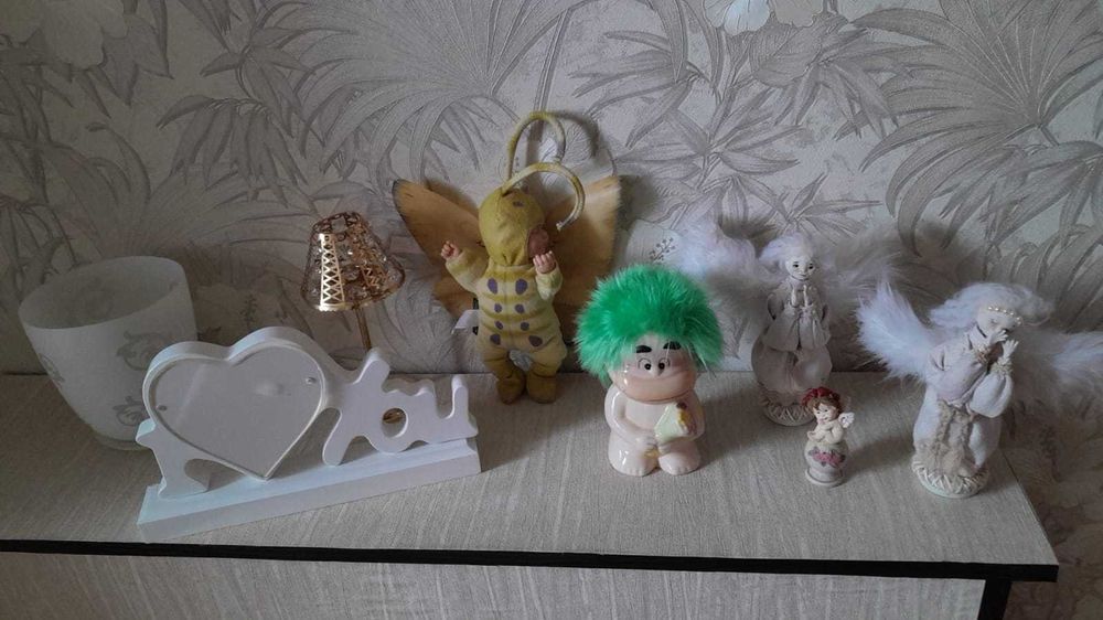Продаются статуэтки