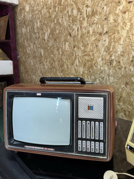 Советский раритетный мини телевизор ССР