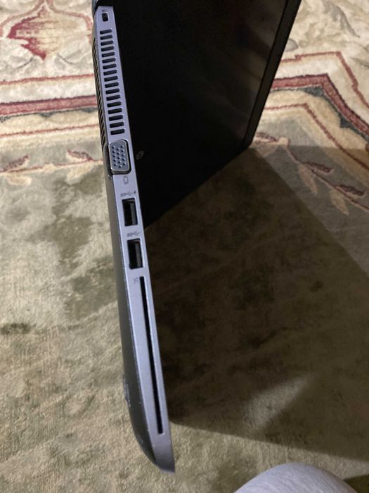 Oferta! vind Laptop HP Elitebook 840 i7 ca nou