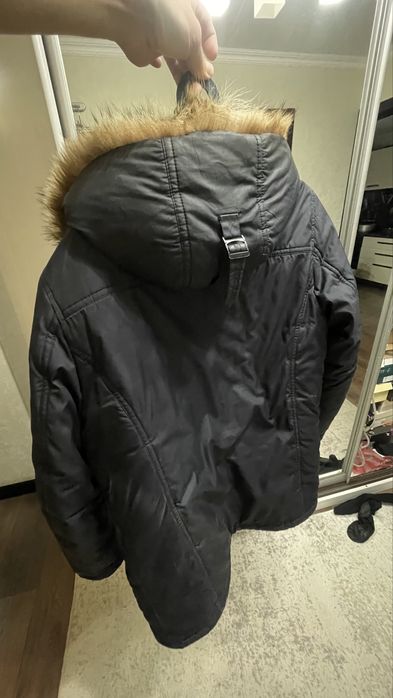 Продам куртку зима весна