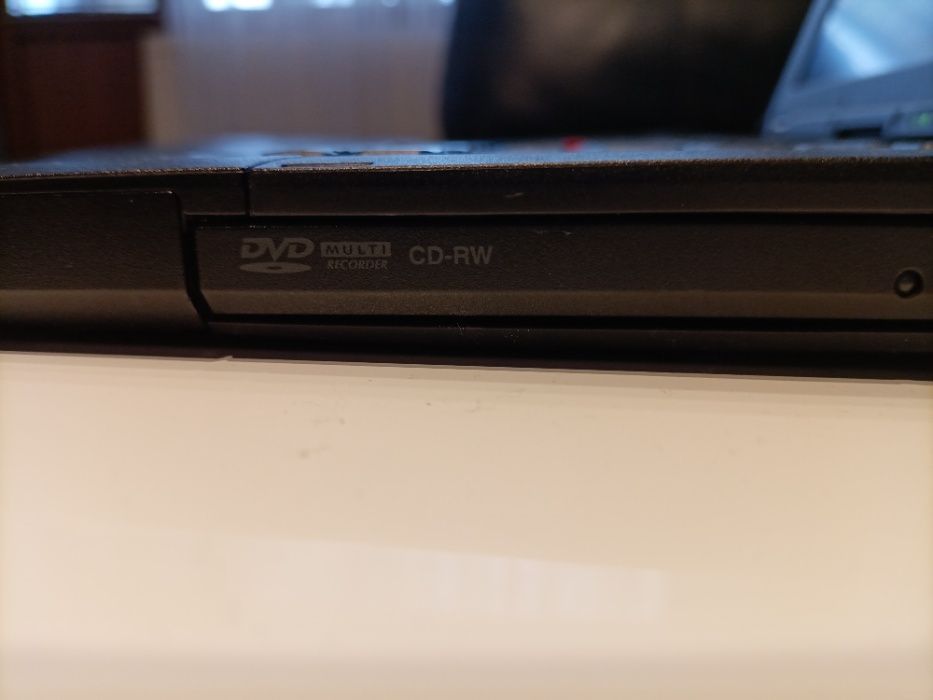 Лаптоп Леново Т 400 перфектен